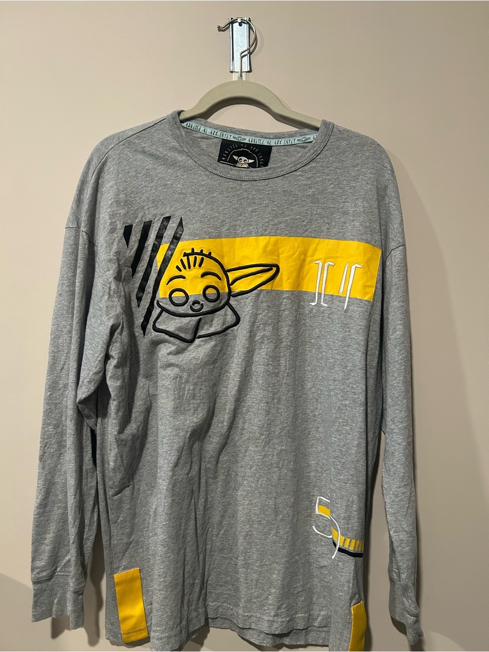 Star Wars Grey Long Sleeve Tee with Yellow Accent and Character Graphic